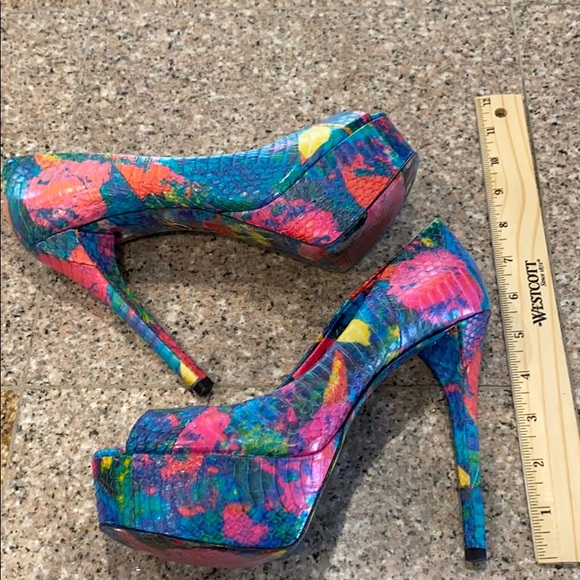 Multicolored B Brian Atwood heels - Picture 5 of 16